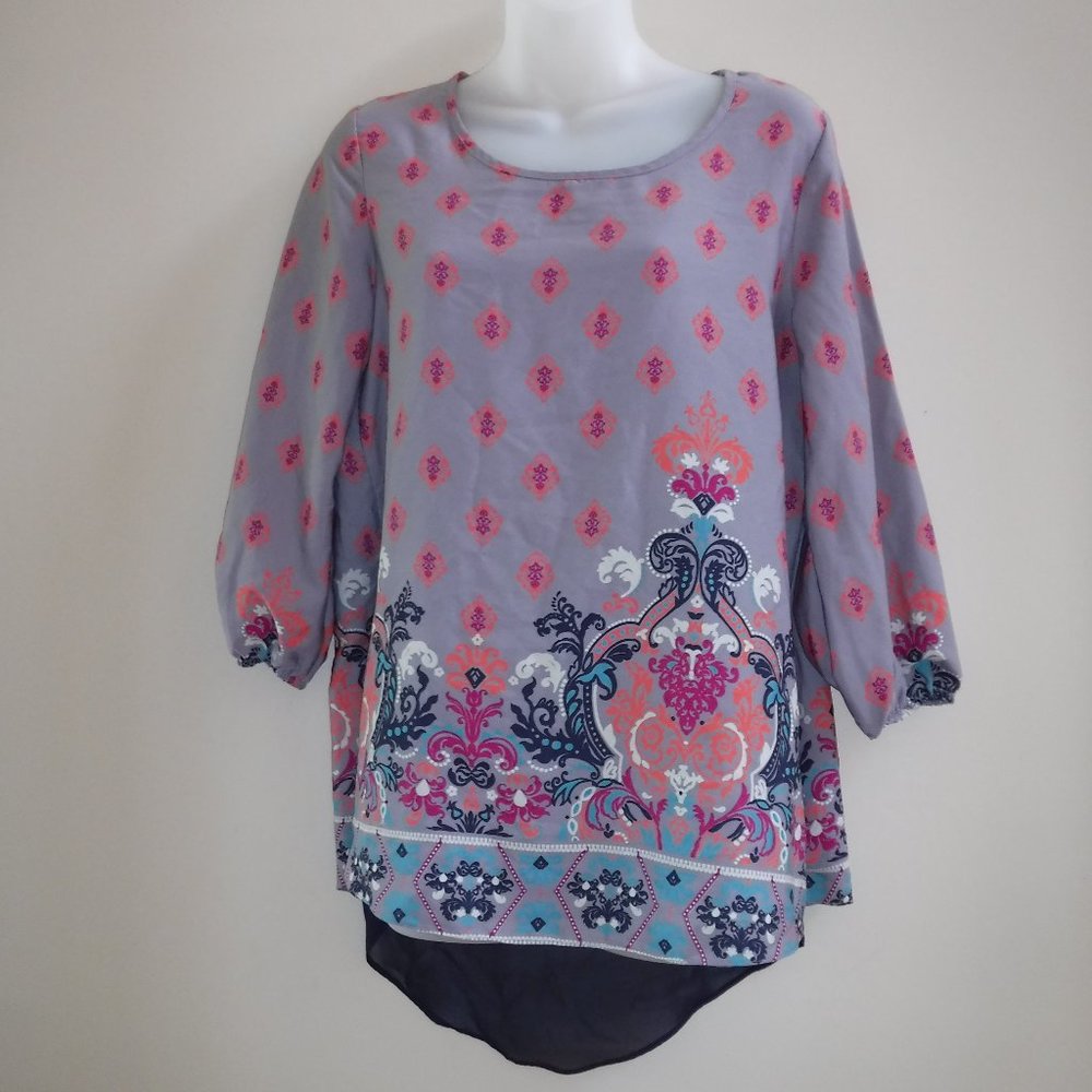 Moa Moa Layered Look Split Back Paisley Floral Top